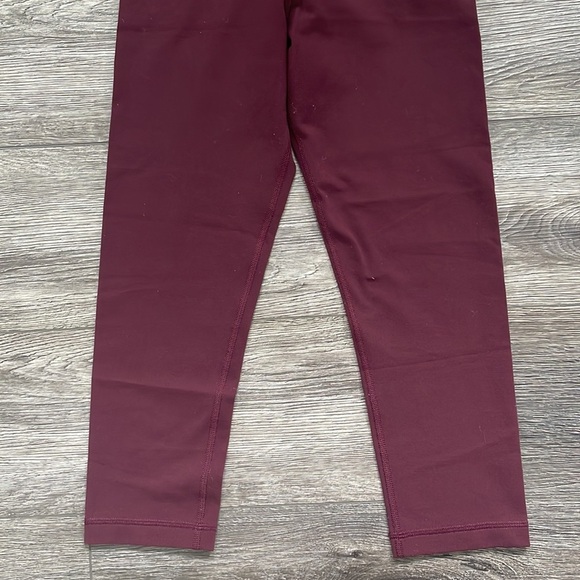 Lululemon | Low Rise Crop Burgundy Yoga Gym Athletic Lounge Pants Capris Size 4 - Picture 3 of 8